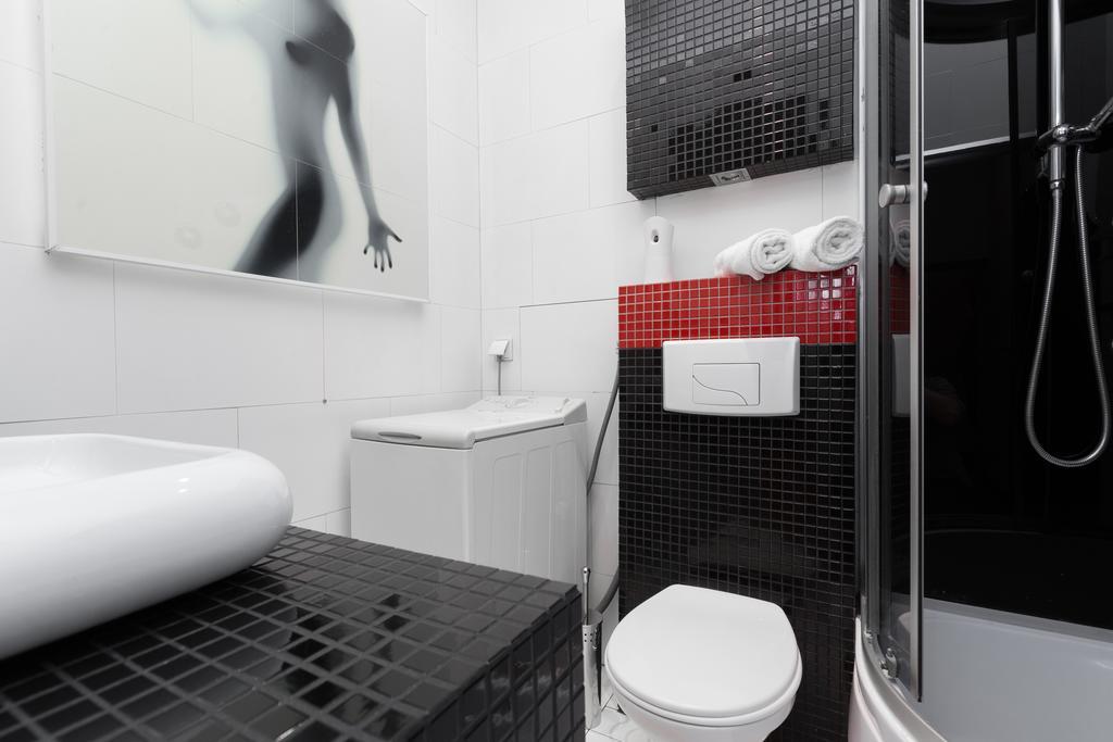 Apartament Dietla 69 *